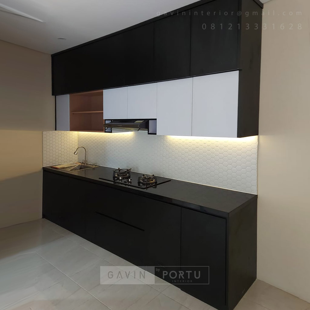 Harga Kitchen Set Minimalis Black & Putih Lexington Apartments Bintaro Pesanggraha ID4864PT